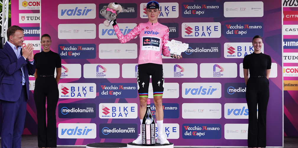 Giro Next Gen 2026, Lorenzo Finn, Red Bull-BORA-hansgrohe Rookies, maglia rosa (foto La Presse)