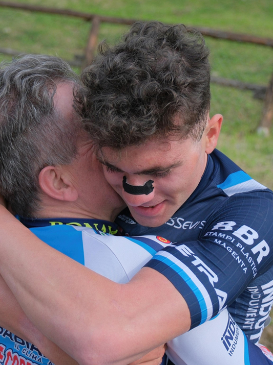 Riccardo Barbuto, Corbettese 2026, con il padre Sebastiano (foto Claudio Minardi)