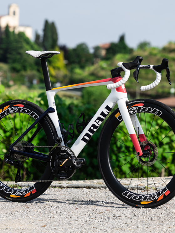 Drali Iridio, livrea Giro Next Gen 2026, Team Drail-RepsolDrali Iridio, livrea Giro Next Gen 2026, Team Drali-Repsol