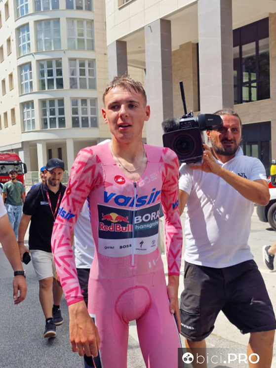 Lorenzo Finn vince il Giro Next Gen 2026