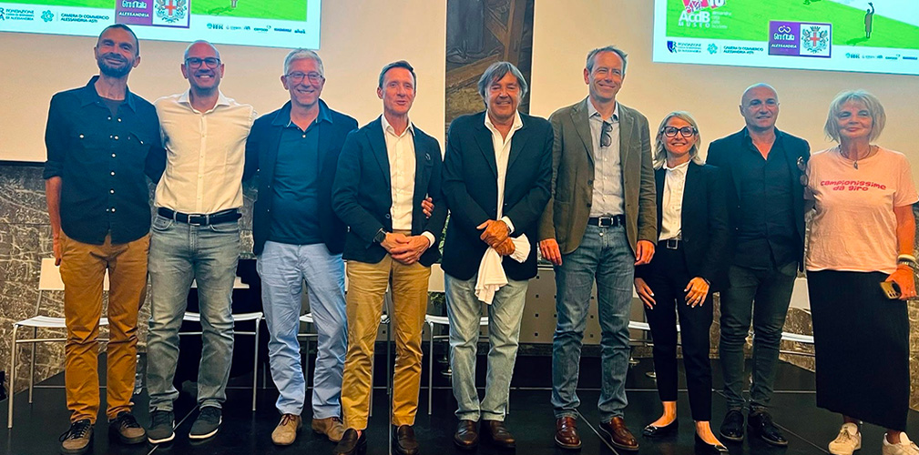 Foto ricordo da una serata del Giro, con Fabio Genovesi, Rizzato, Pancani e Fabretti, capo del ciclismo di Rai Sport