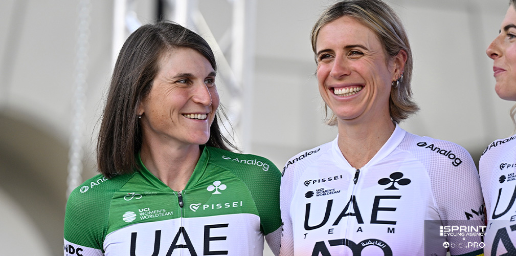 Sul palco con la UAE Emirates di Pogacar, anche la UAE Adq di Elisa Longo Borghini