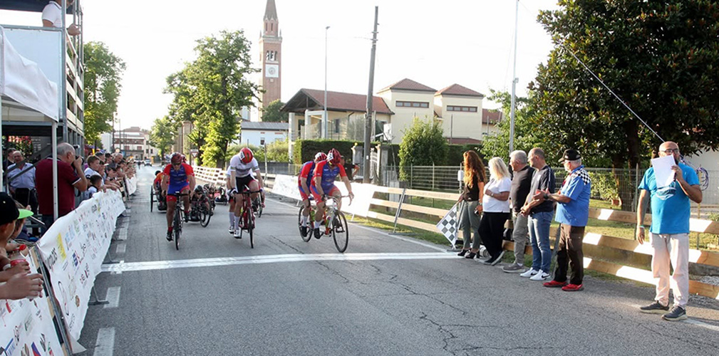 Nella serata della seconda giornata di eventi, si è svolta anche una gara di tandem...