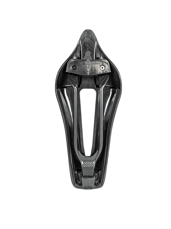 Sella Prologo Predator//02