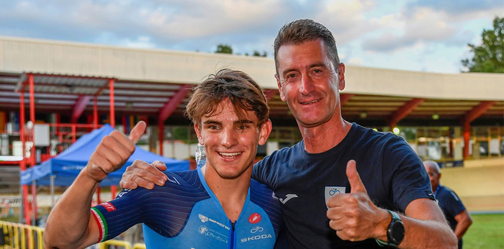 Padovan insieme a Dino Salvoldi, che crede molto in lui, su pista come su strada avendolo già selezionato per corse a tappe