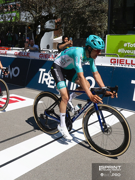 Nel finale di stagione Paletti (qui 4° nella terza tappa del Tour of the Alps) punta a raccogliere qualche altro buon risultato