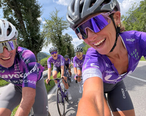 Letizia Paternoster durante il ritiro in altura a Kuhtai in Austria assieme a compagne e Marco Pinotti