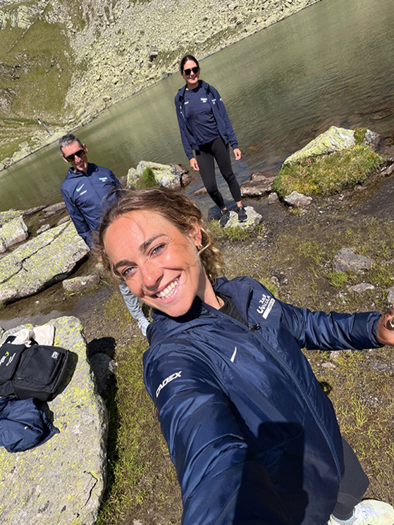 Tanto lavoro e anche momenti di svago in ritiro a Kuhtai, dove Letizia ha festeggiato il suo 27° compleanno