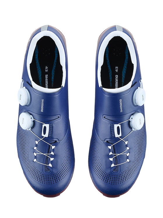 Scarpe gravel RX710 di Shimano