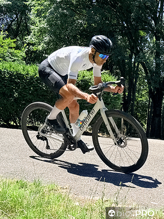Parola d'ordine ergonomia, Bioracer veste bene anche il gravel