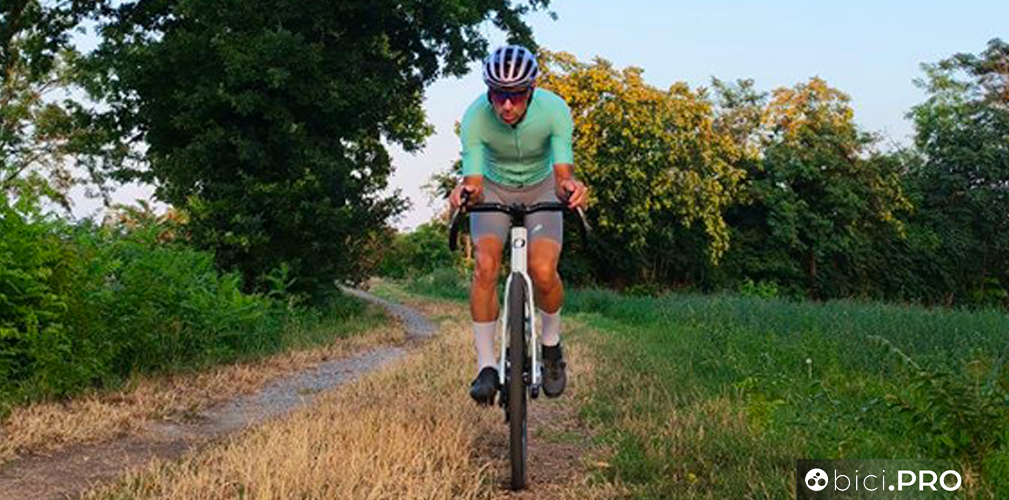 Damil Daisy Plus, gravel veloce (e non solo) il pane quotidiano. Il test