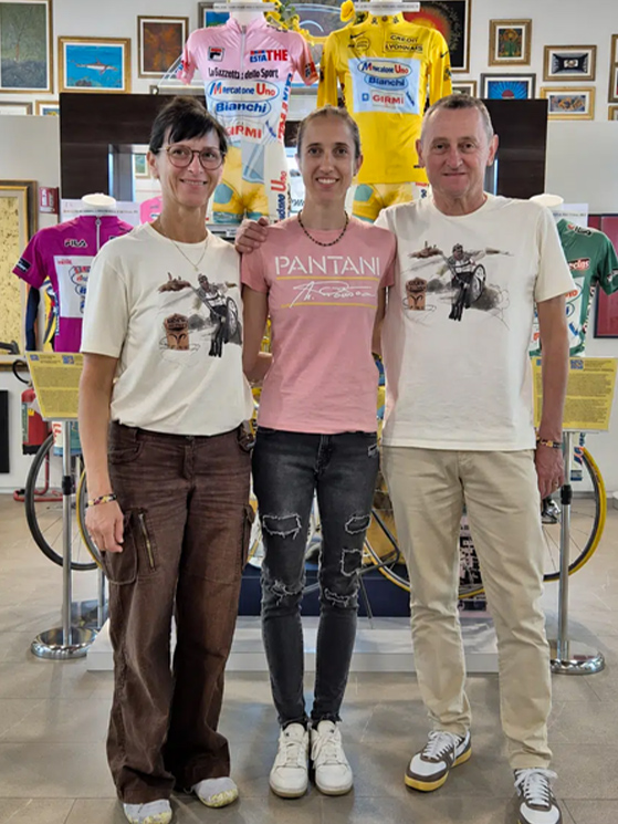 Ai primi di giugno Mirko e Marjeta Pogacar hanno visitato lo Spazio Pantani (foto La Voce di Cesenatico)