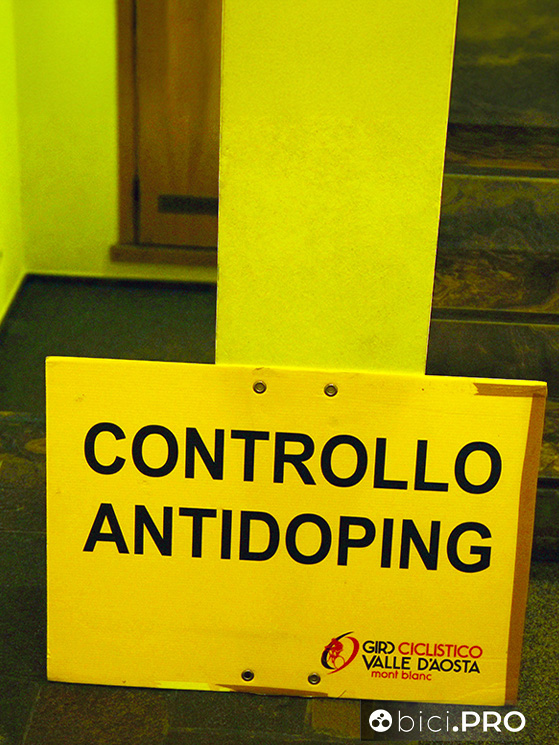 Il Giro di Valle d'Aosta si è corso senzacontrollo antidoping. Perché non è stato sostituito l'ispettore ammalato?