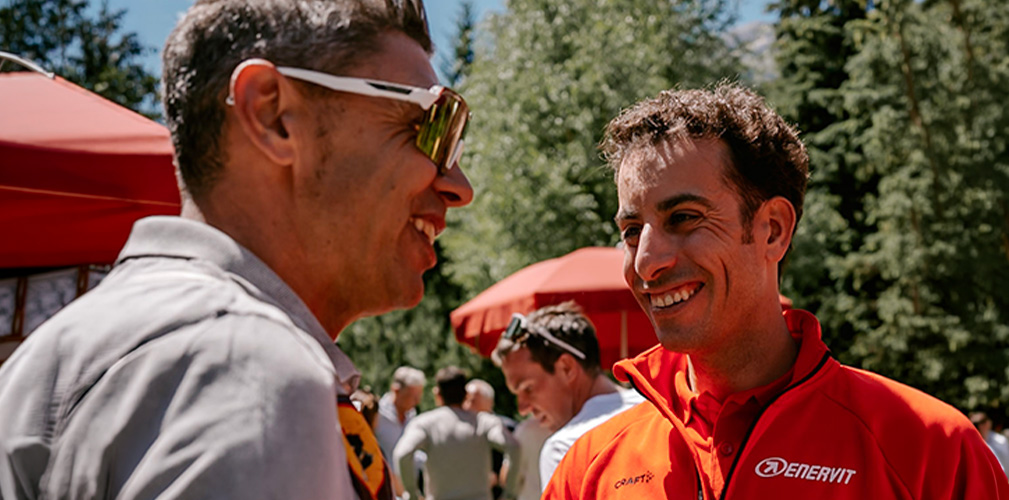 Assieme a Cristian Zorzi, campione di sci di fondo, a Corvara dove Aru è stato ambassador Enervit