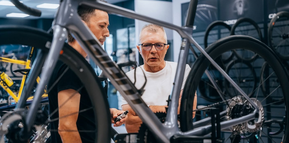 Tra i vantaggi del Giant Store ci sono la possibilità di vedere l'intera gamma e l'acesso a un magazzino di 6.000 bici