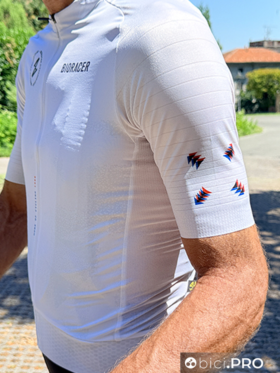 Parola d'ordine ergonomia, Bioracer veste bene anche il gravel