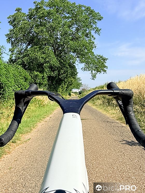 Provata la Colnago Y1Rs dei pro', quella usata da Arrieta nel 2025