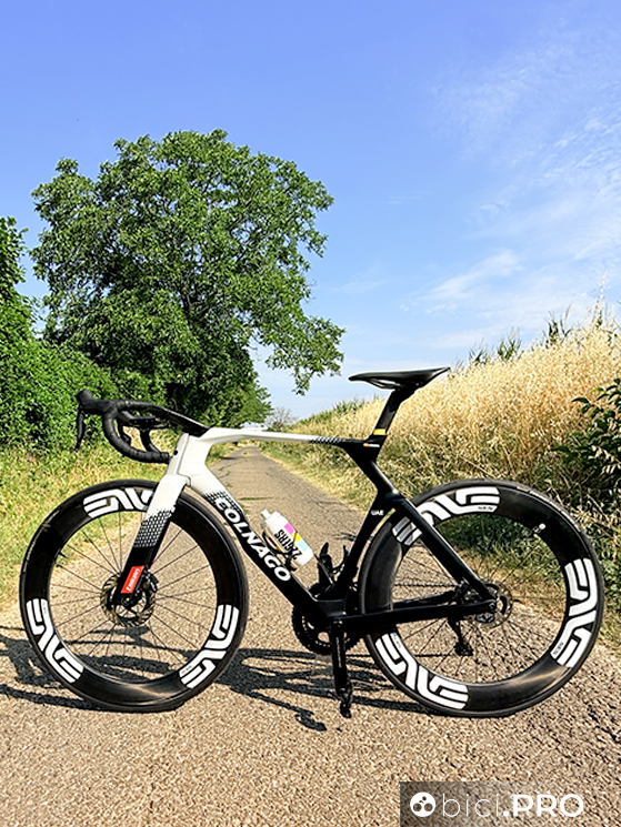 Provata la Colnago Y1Rs dei pro', quella usata da Arrieta nel 2025