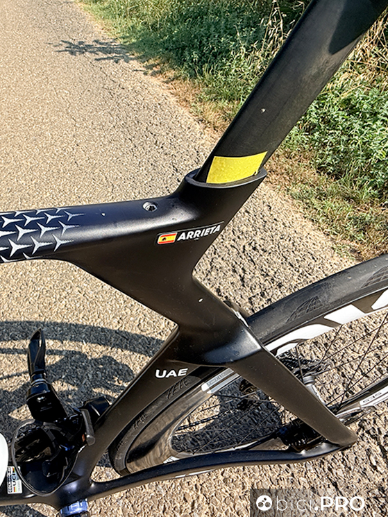 Provata la Colnago Y1Rs dei pro', quella usata da Arrieta nel 2025