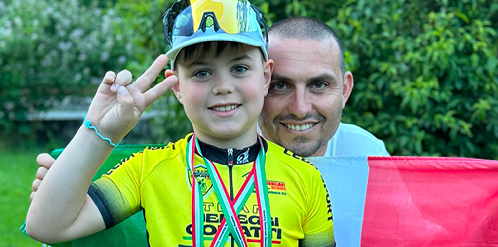 Lus Leon Agnoli corre attualmente da G4 in una squadra della provincia di Fiuggi