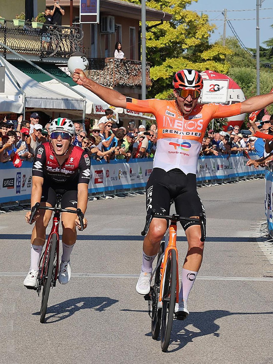 Lo sprint a due di Poggiana favorevole a Nicolas Milesi, con Anastasia battuto e un po' deluso (foto Xpix.it)
