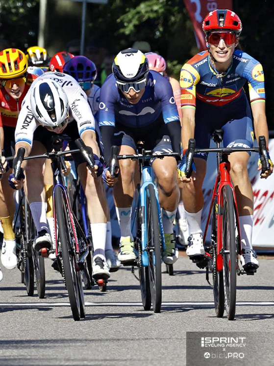 Prima tappa del Simac Tour 2023: Balsamo supera al fotofinish Wiebes. E' l'ultima vittoria dell'azzurra in uno scontro diretto con l'olandese