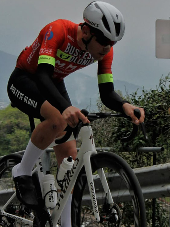 Favero è al secondo anno alla Bustese. Nel 2025 ha vinto una tappa al Giro della Valdera