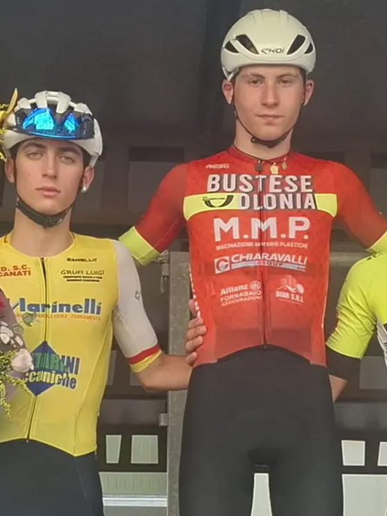 Sul podio de L'Eroica, prima vittoria da allievo. Come esordiente aveva vinto anche il Liberazione
