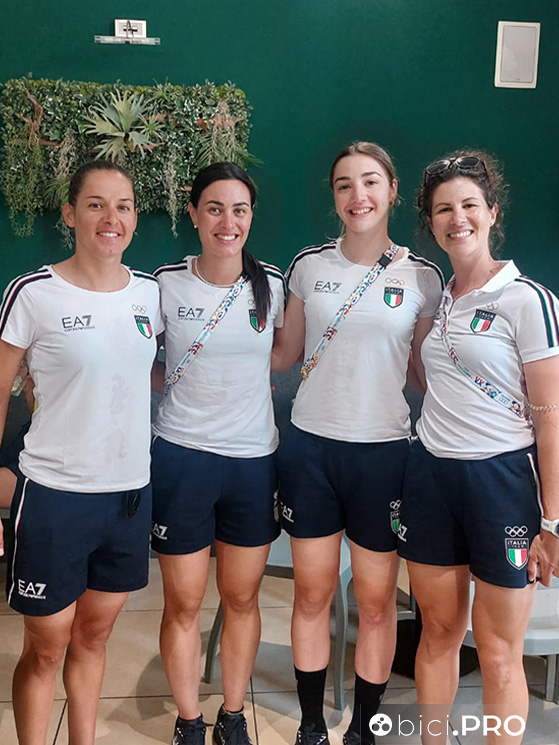 Le quattro azzurre nel pomeriggio hanno applaudito i colleghi uomini con la vittoria di Dati e il bronzo di Iacomoni