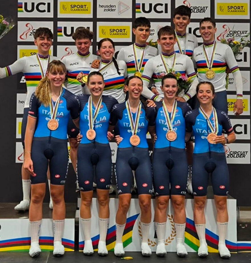 Campionati del mondo juniores su pista, quartetto machile d'oro, quartetto femminile di bronzo (foto FCI)