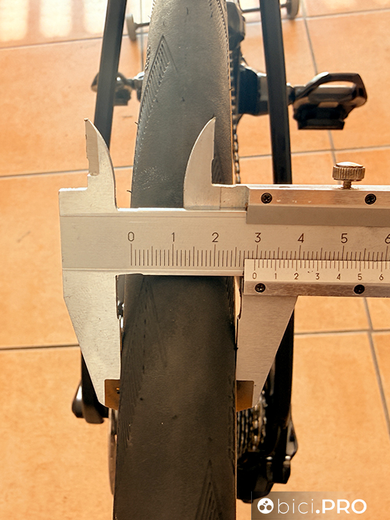 Tubeless TT anche per le gare in linea e per il quotidiano, ha davvero senso?
