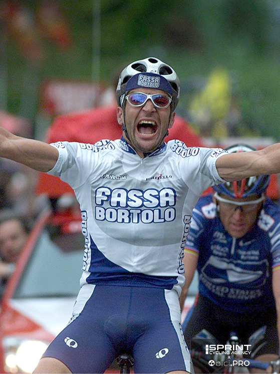 Bartoli ha corso con Ferretti nel 1996-1997 e poi nel 2002-2003: qui la sua vittoria nell'Amstel 2002