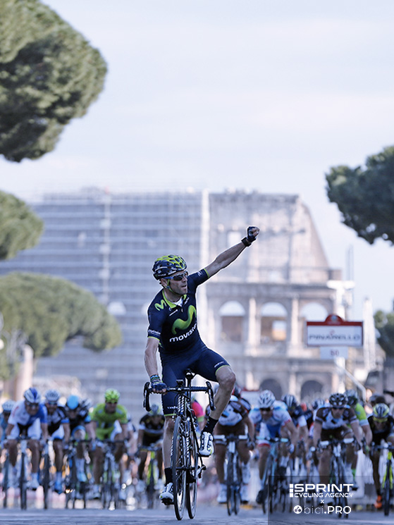 Valverde conquista il Roma Maxima, ultimo "Giro del Lazio" nel 2014. E lo su via dei Fori Imperiali con un Colosseo ancora in rifacimento