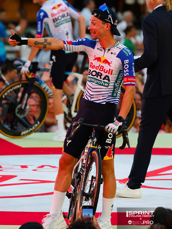 Roglic è uno degli undici corridori residenti a Monaco presenti in gara alla Vuelta