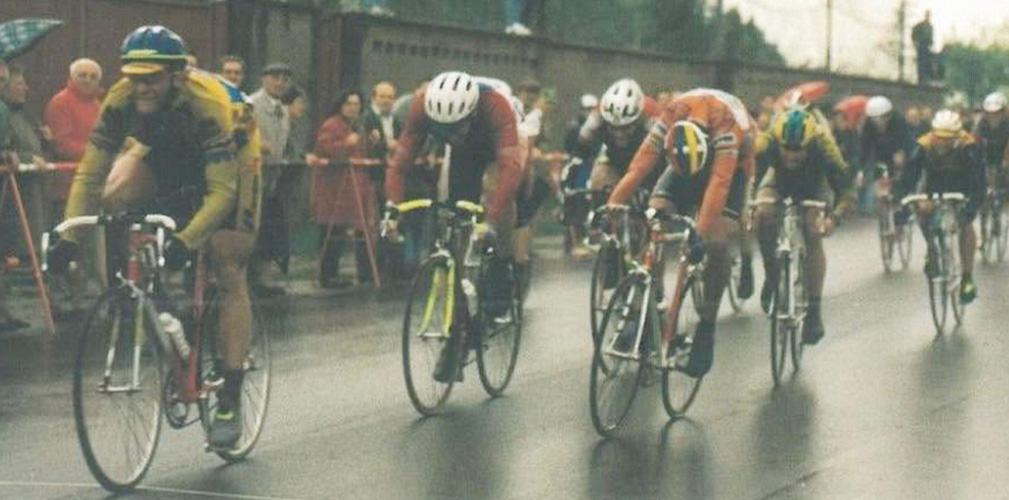 Simone Tomi teneva anche sui percorsi più impegnativi. qui vince la Coppa Caduti Nervianesi del 1994