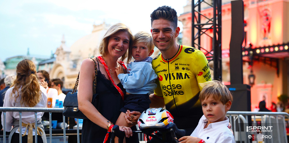 Van Aert e famiglia: il grande belga ha vinto 3 tappe alla Vuelta del 2024 e vuole ripetersi