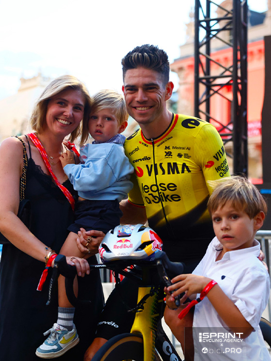 Van Aert e famiglia: il grande belga ha vinto 3 tappe alla Vuelta del 2024 e vuole ripetersi
