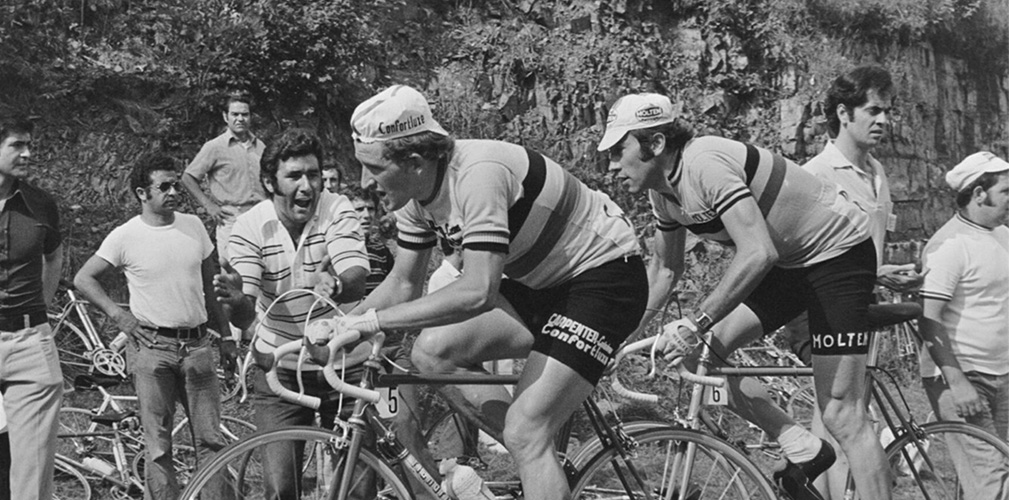 Maertens davanti a Merckx: nella squadra belga c'era grande rivalità e i due corsero l'uno contro l'altro (foto Koersmuseum)