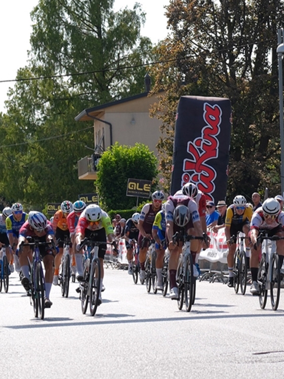 In questo bel 2026 di De Longhi mancava solo la vittoria. Nel padovano a fine luglio gli era sfuggita al fotofinish (foto italiaciclismo.net)