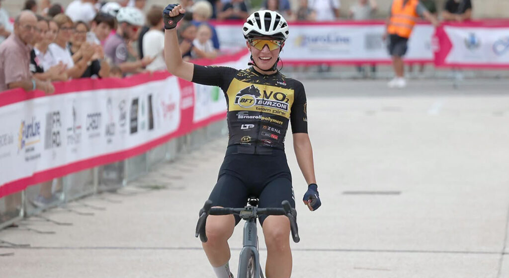 Alessia Orsi vince a Valdobbiadene la prima prova del Trittico Rosa Alta Marca Trevigiana. Per lei è il secondo successo stagionale (foto Xpix.it)