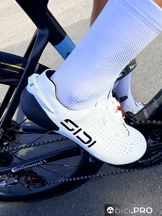 Sidi Shot 3 vs Wire 3, scarpe top level diverse per comfort e performance