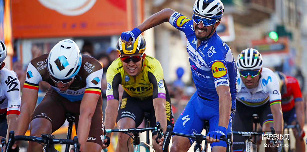 Alaphilippe vince in via Roma, battendo in uno sprint ristretto Naesen, Kwiatkowski e Sagan