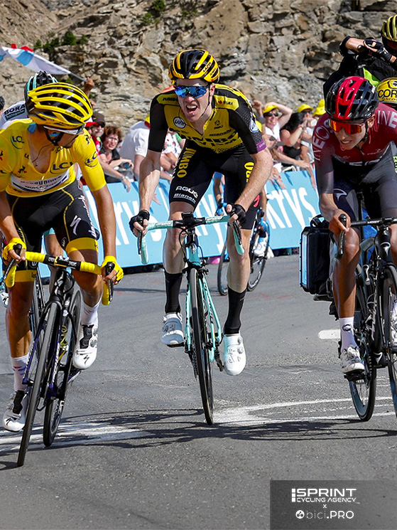 Si sale sul Tourmalet, davanti c'è Pinot che vince, Alaphilippe si gioca il secondo posto con Kruijswijk