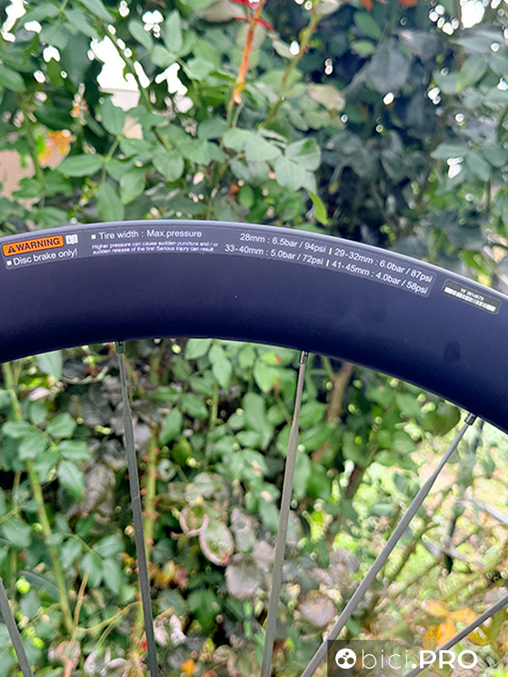 Ruote Shimano Dura-Ace C50, dimenticare il passato è una prerogativa
