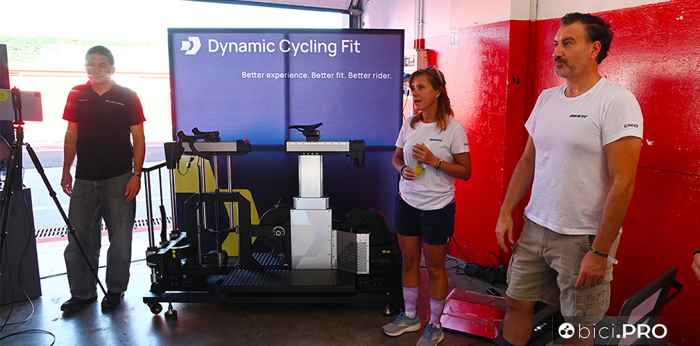 La presenzazione del Dynamic Cycling Fit di Giant è stata introdotta da Davide Riva e Marta Villa, General Manager e Responsabile Marketing di Giant Italia