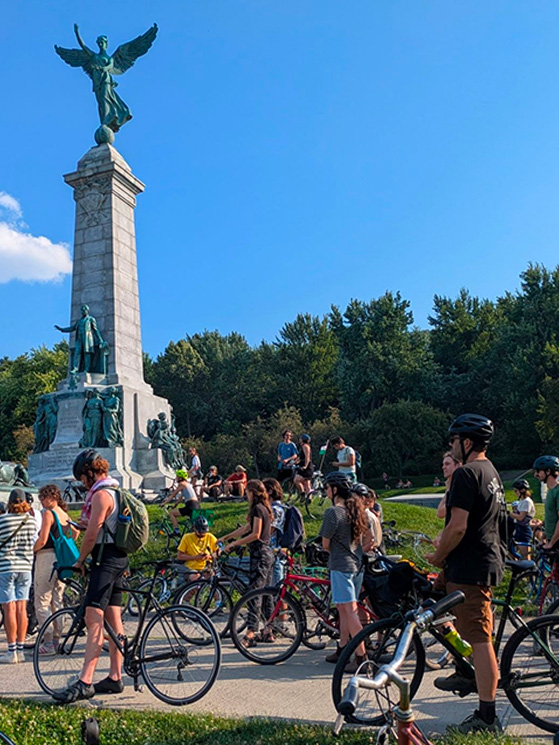 Montreal ha un uso massiccio delle bici in città: i problemi non mancano, ma la convivenza sulle strade è un passo avanti