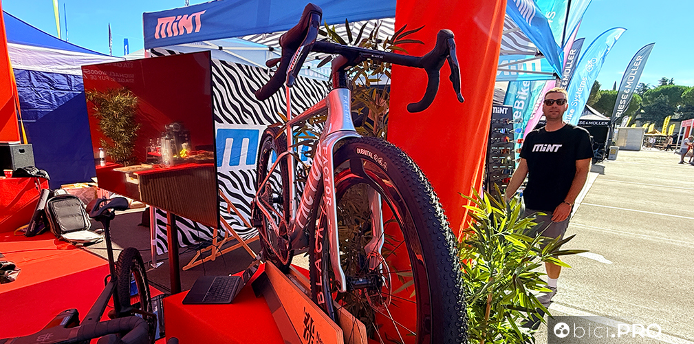 La nuova Factor Elara per il gravel veloce. Road e gravel race sempre più vicini
