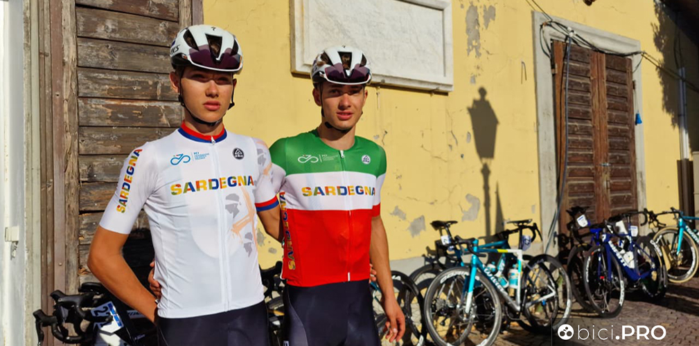 I due fratelli Balliana, Enrico (tricolore) e Andrea, Giro della Lunigiana, Sardegna