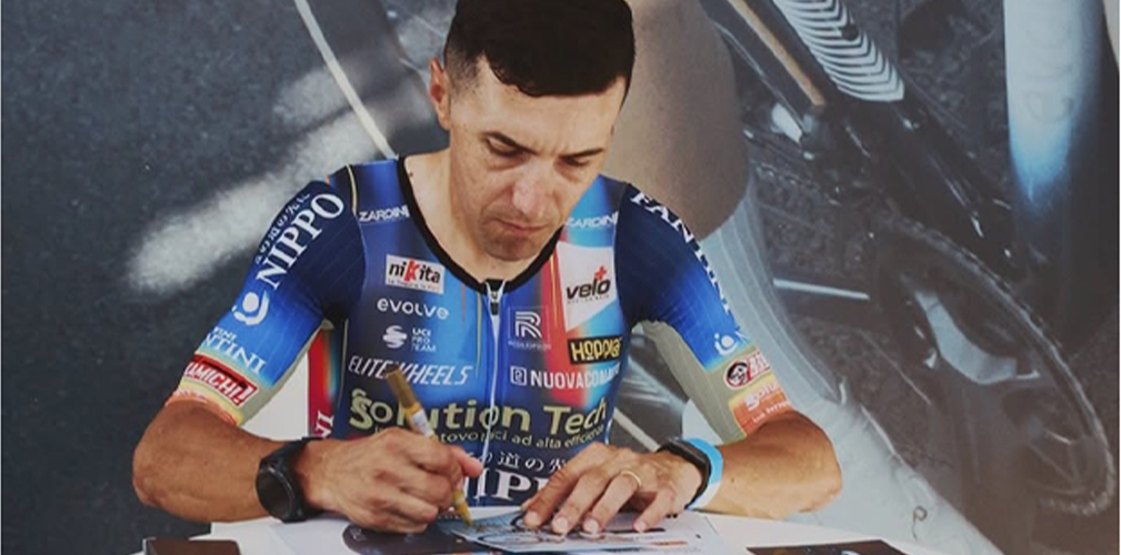 Domenico Pozzovivo allo stand Elitewheels