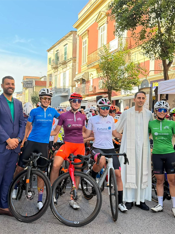 Giro Mediterraneo in Rosa, Daniello Sportswear